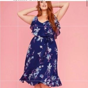 Lane Bryant Floral Navy Blue Midi Dress Wirh Flutter sleeve Size 26 EUC